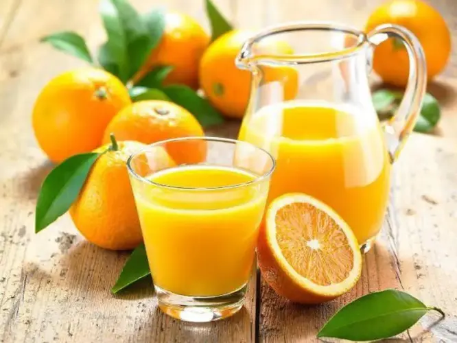 5 sai lầm khi uống nước cam khiến bạn phải trả giá