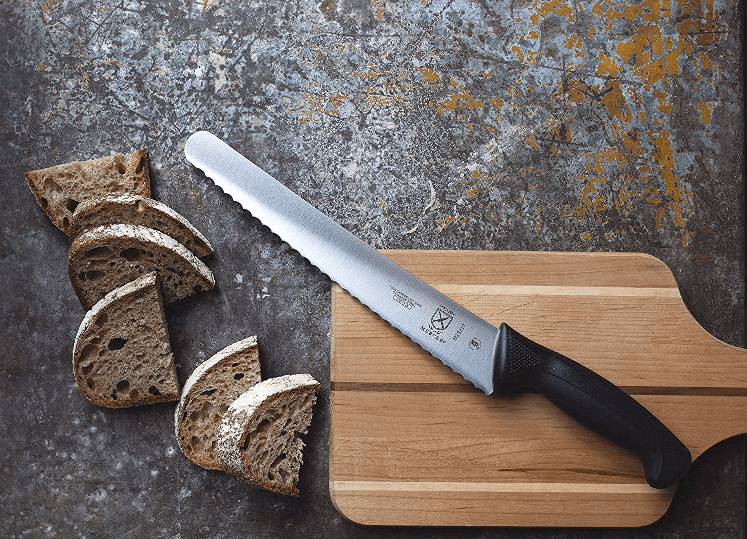 Dao cắt bánh mì với thiết kế răng cưa
