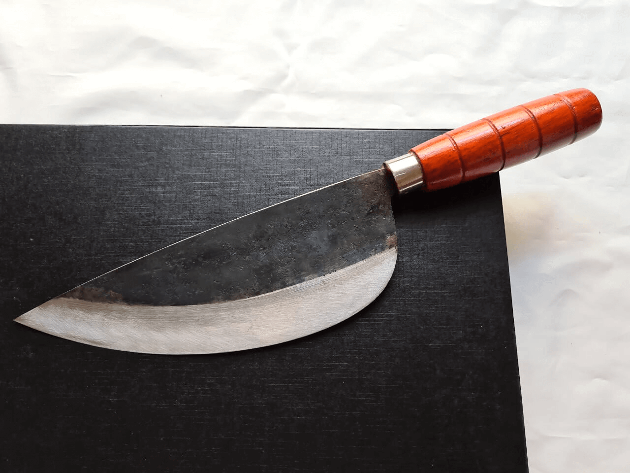Dao bầu là loại dao truyền thống nổi tiếng tại Việt Nam