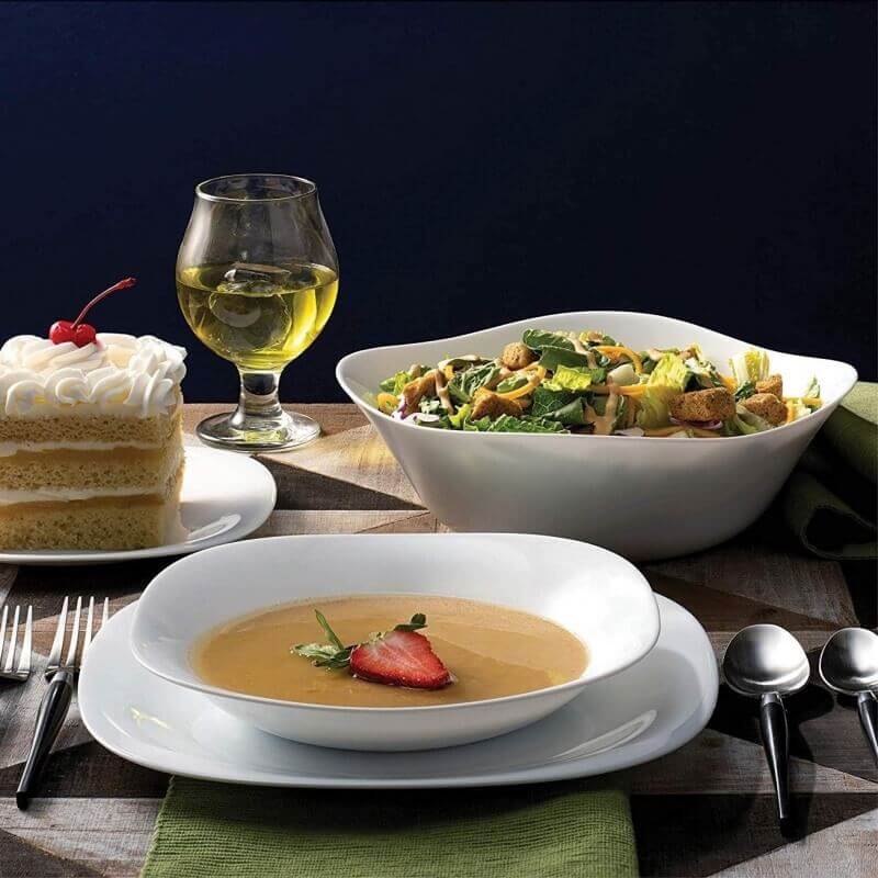  Đĩa trắng có thể nâng cao sức hấp dẫn thị giác của các món ăn đầy màu sắc